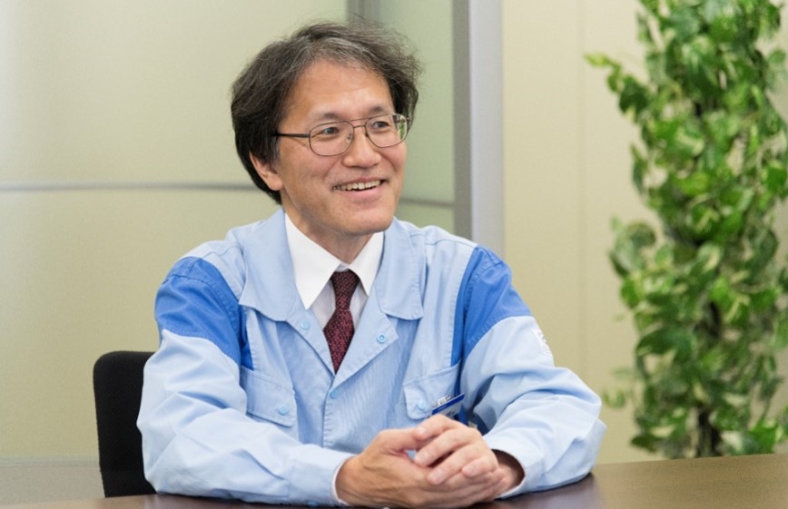 取締役工場長 佐藤 豊